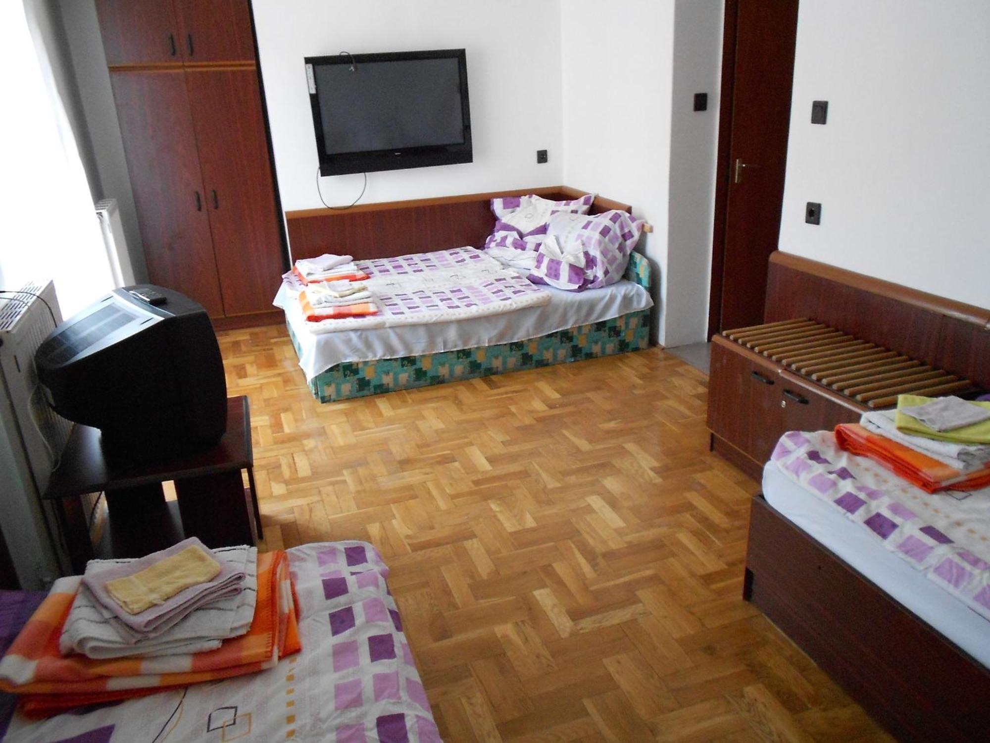 Peregrino Panzió Budaörs Quarto foto