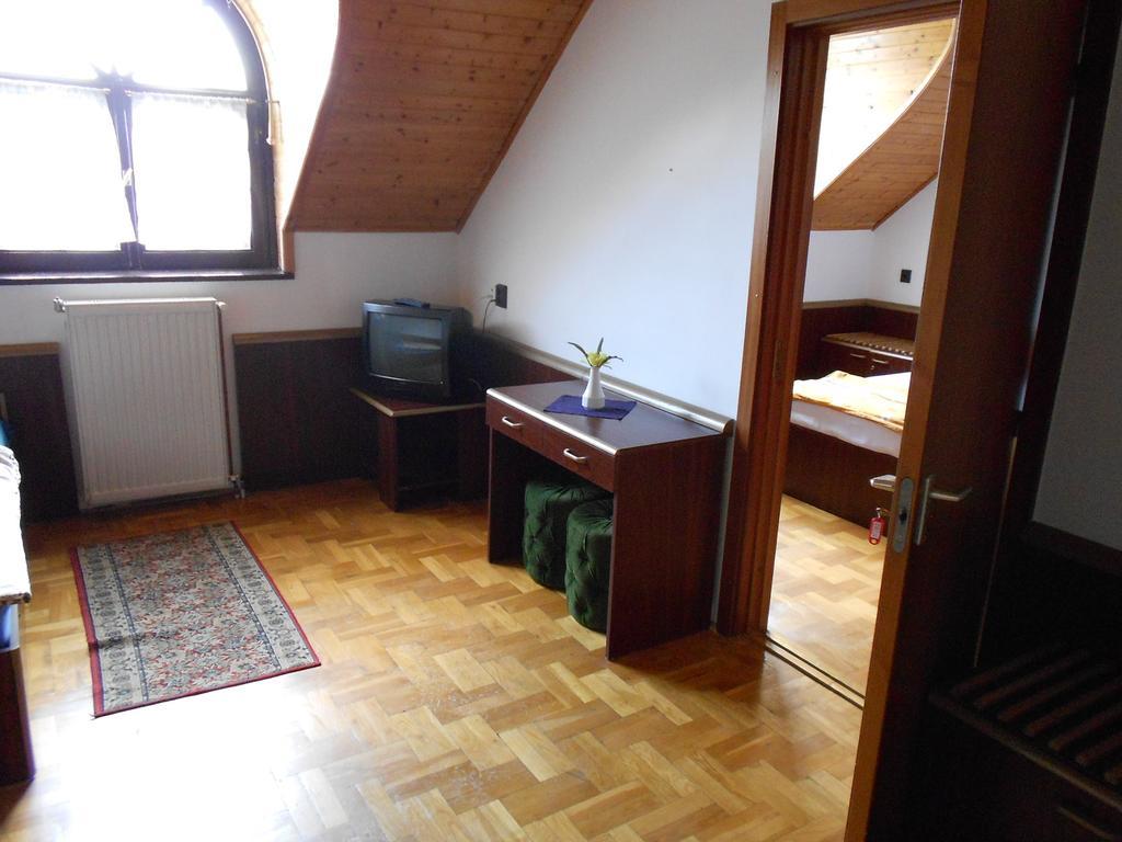 Peregrino Panzió Budaörs Quarto foto