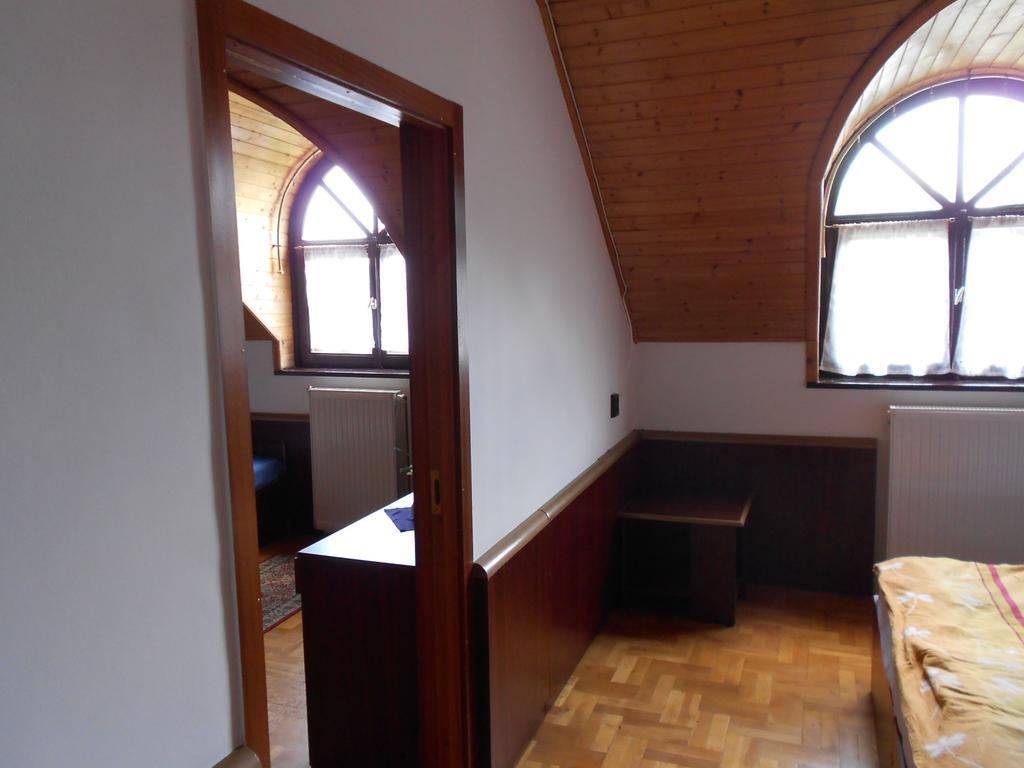 Peregrino Panzió Budaörs Quarto foto