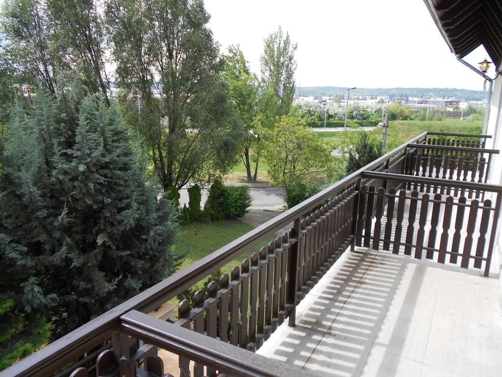 Peregrino Panzió Budaörs Exterior foto